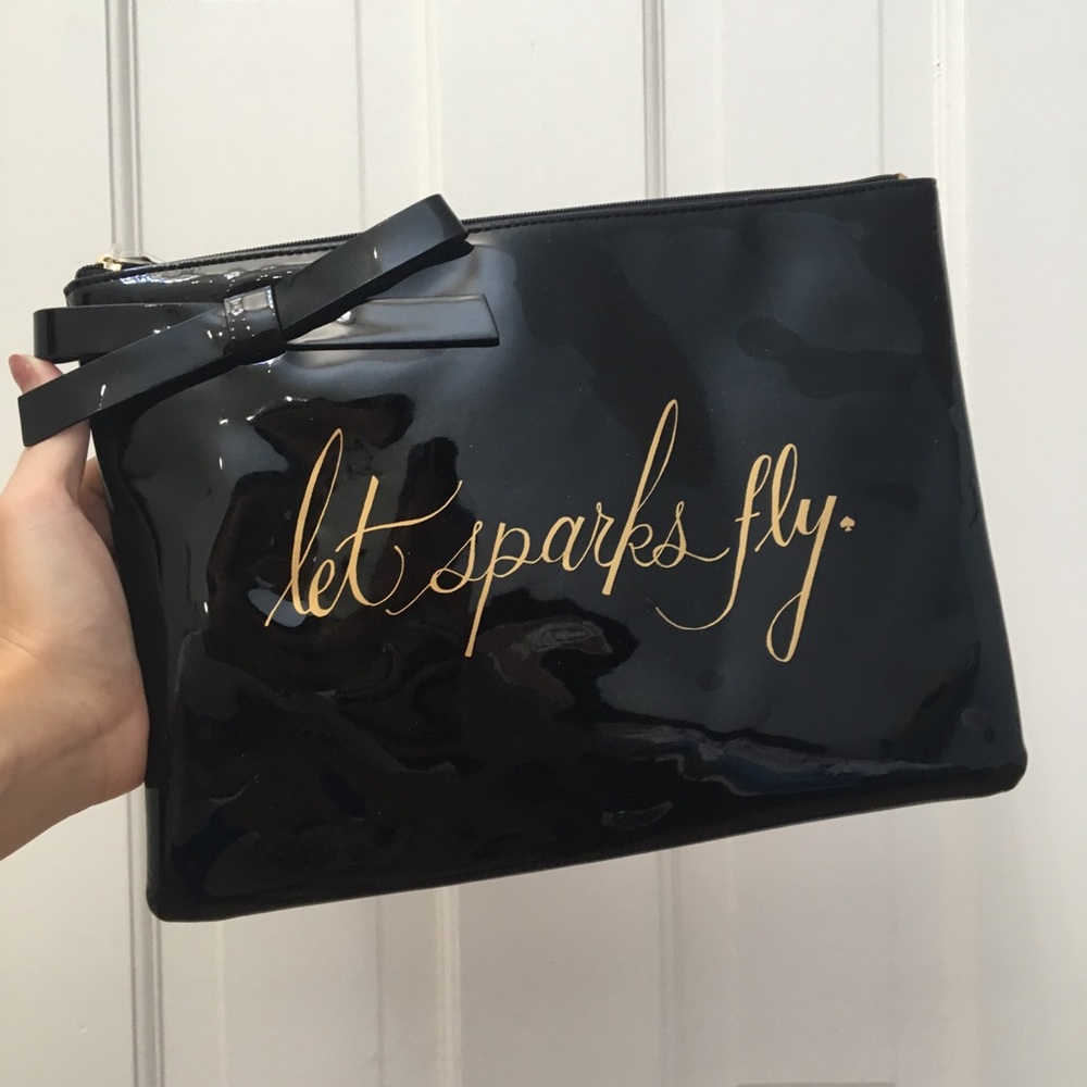 KATE SPADE ENVELOPE CLUTCH